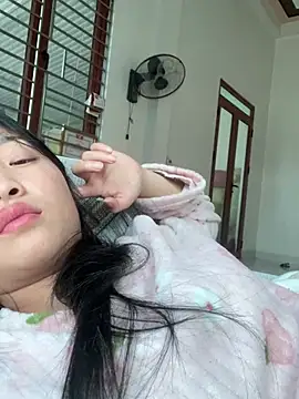 Lyn_bella live sex cam