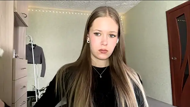 ZaidaSchwarten's cam snapshot