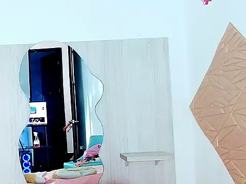 ZaraRousse live sex cam