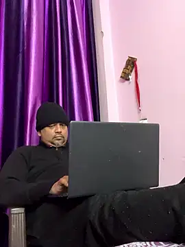 Dick_6inches_Delhi live sex cam