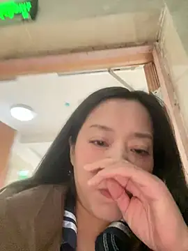 xiangxiang-love's cam snapshot