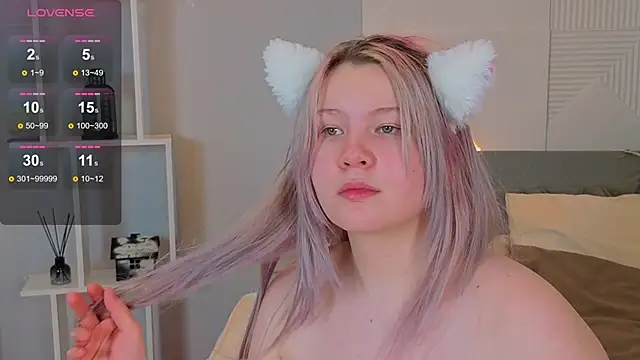 PinkyYoungPie's cam snapshot