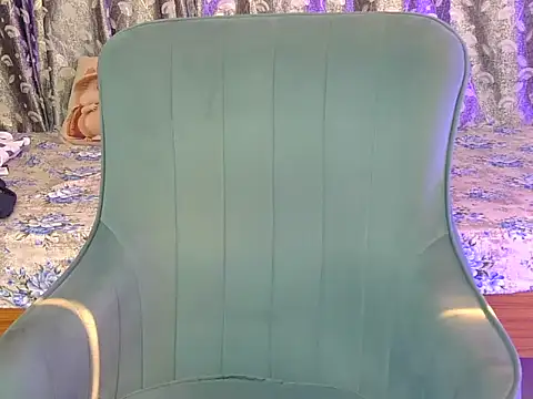 alaviya-19's cam snapshot