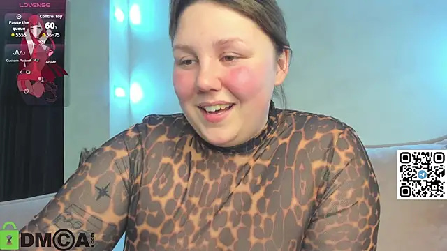 Ruth_Oliver's cam snapshot