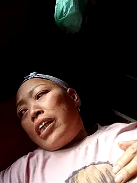 Agnes-baby's cam snapshot