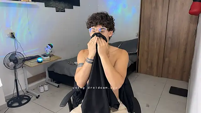 Kisan_Smith live sex cam