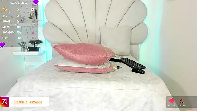 Danielaangelina live sex cam