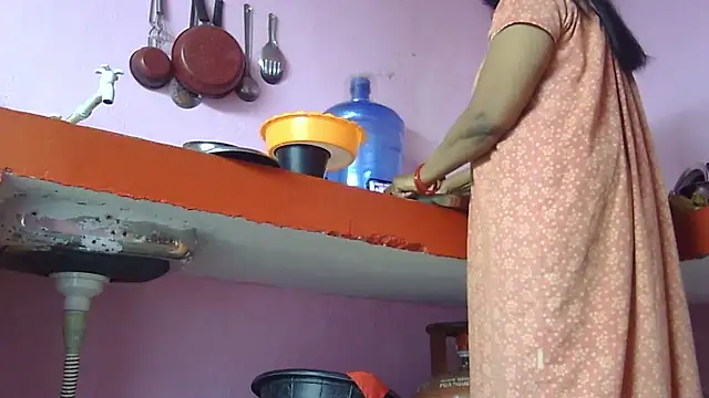 Pooja-suman's cam snapshot