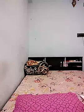 LoveLy-Soneya's cam snapshot