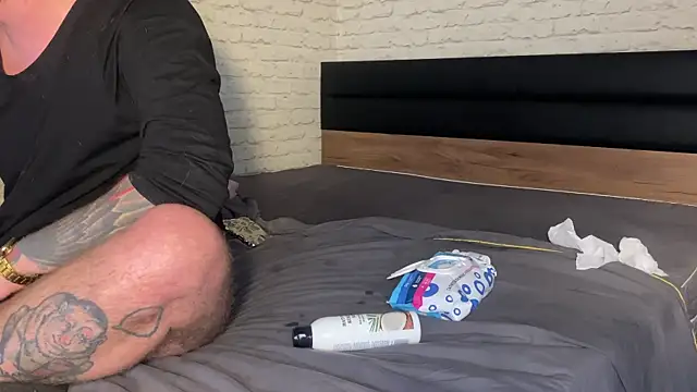 leesmoke live sex cam