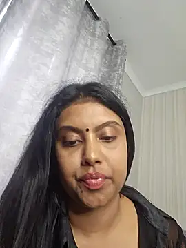 Indian_GlowingMiax live sex cam