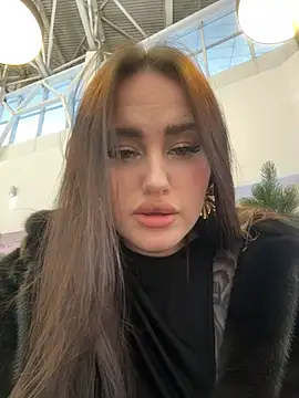 KiraSunshine live sex cam