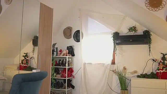 Amaliamour live sex cam