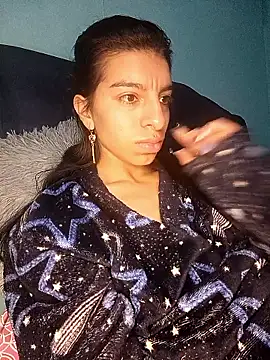 Ariell_Kieran's cam snapshot