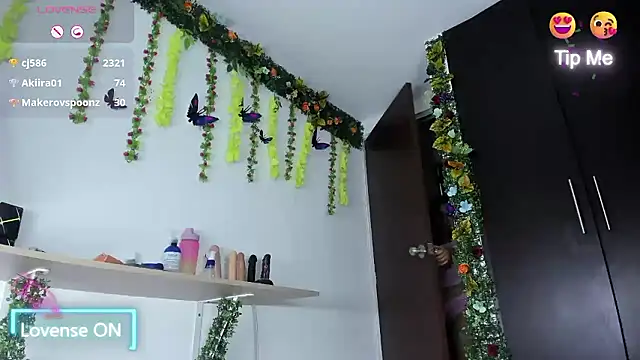 ElikoLanny_ live sex cam