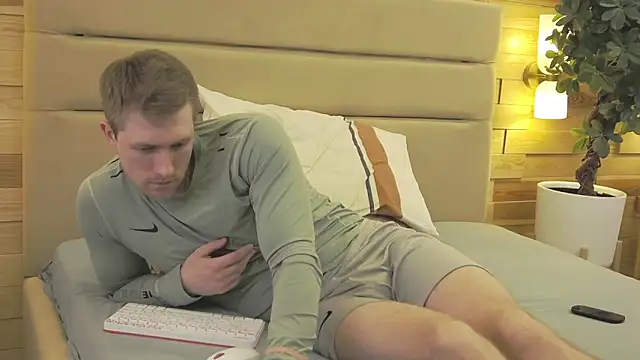 EthanPinkman live sex cam