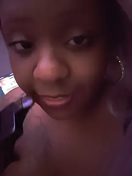 6lue6a6y69's cam snapshot