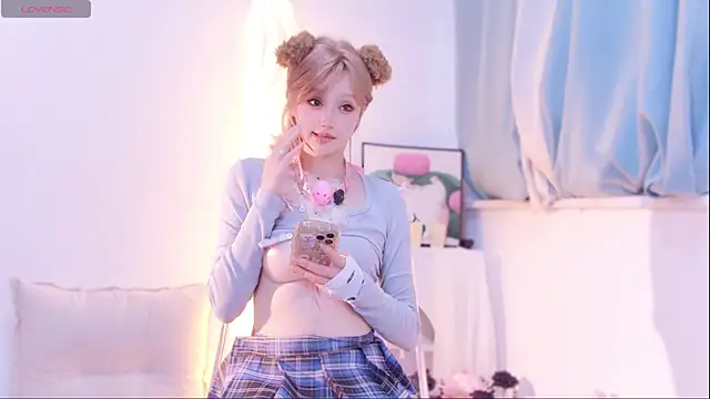 Yr_kitten_333 live sex cam