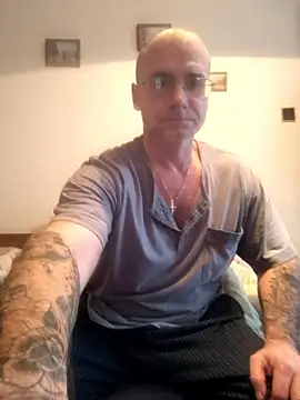 chcem1975 live sex cam