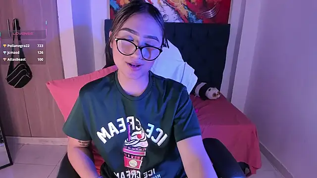 Anna_valerious7's cam snapshot