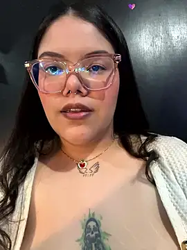 GabrielleMarsh1's cam snapshot