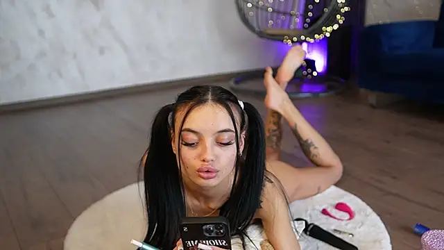 RachelRavee's cam snapshot