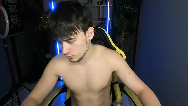 AlejandroEllias's cam snapshot