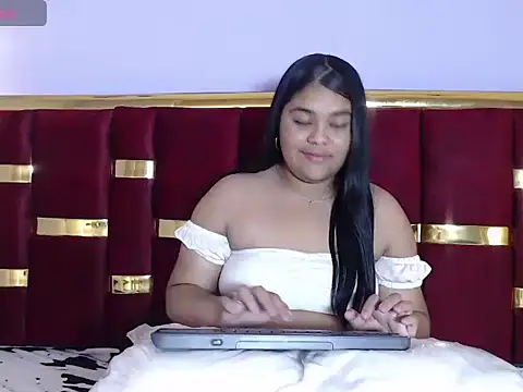 ALICE_GLOW_'s cam snapshot