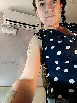 Victoria01_'s cam snapshot