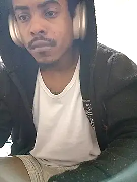 Bigote_Big0357's cam snapshot