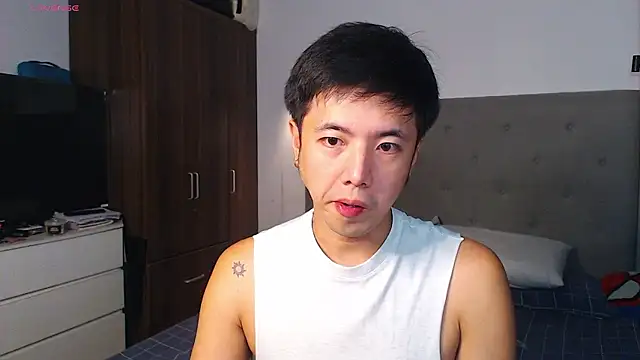 Addictiveboi's cam snapshot