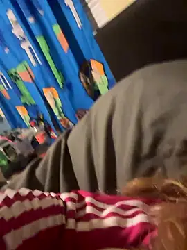 kAyLa_gUrL's cam snapshot