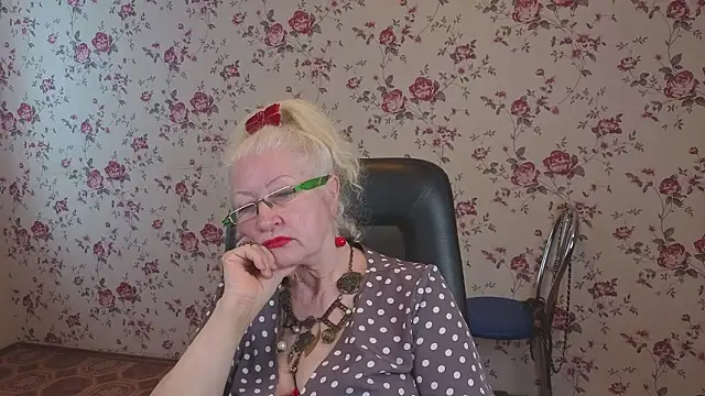 Maya_Mayflower's cam snapshot