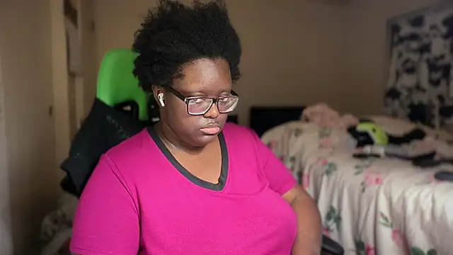 -Yagurlwest's cam snapshot