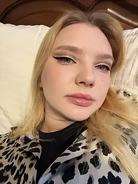 AmmyHot live sex cam