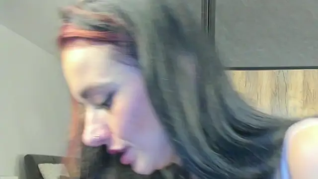 JacquelineHex live sex cam