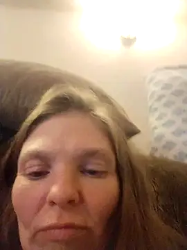 smoothkFire live sex cam