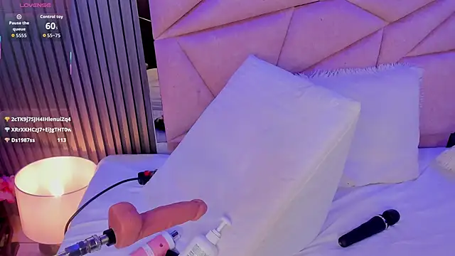 Alisse_Miller's cam snapshot