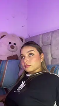 AnnyLopezzz_'s cam snapshot