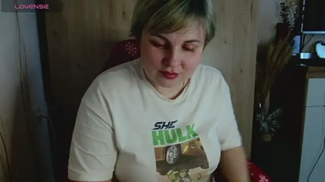 Mari_77777's cam snapshot