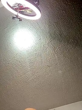 valepradaoficial's cam snapshot