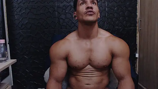 viktor_herrera live sex cam