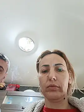 Aly-john1985 live sex cam