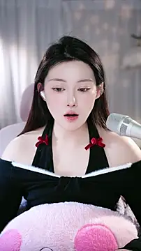 Dou-Dou-er's cam snapshot