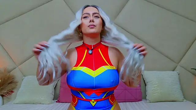 ChloeFrost live sex cam