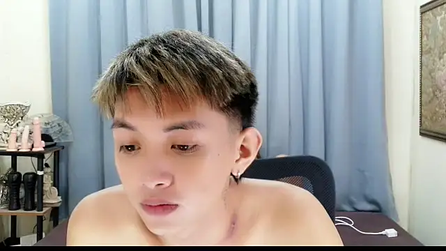 Wild_Prince69 live sex cam