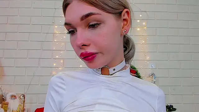 Blondy_Fina live sex cam