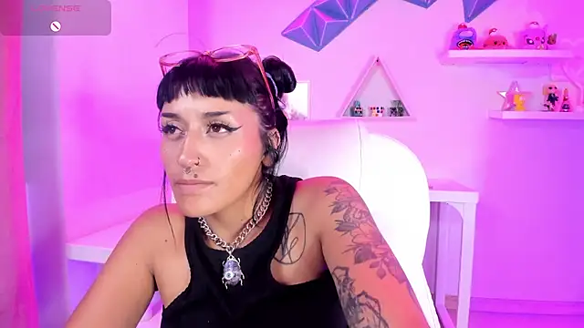 Valkiria_ponce's cam snapshot