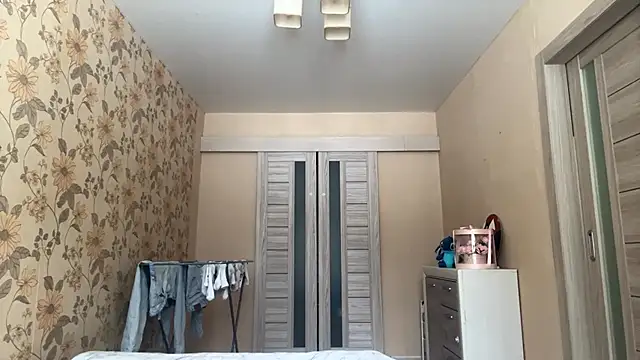 ElsieKuhlmann's cam snapshot