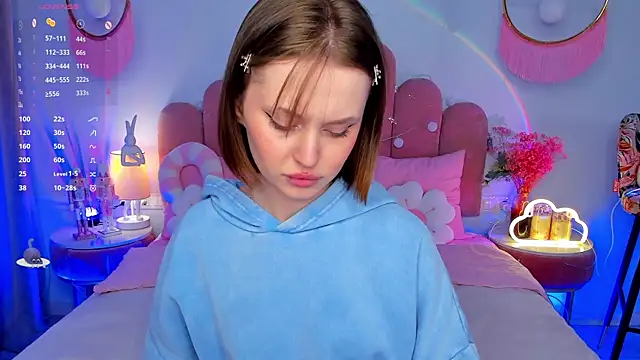 MaryLew's cam snapshot